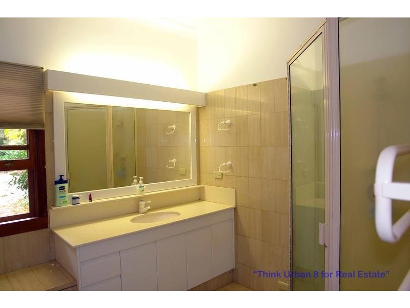 260 Rafting Ground Road, Brookfield QLD 4069